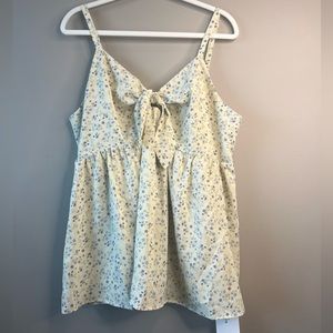 Bloomchic ivory floral tank top